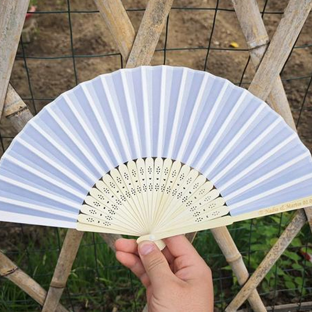   成都传统雕篾榫卯工艺 轻奢布面扇 专属制作打造私藏国风好物